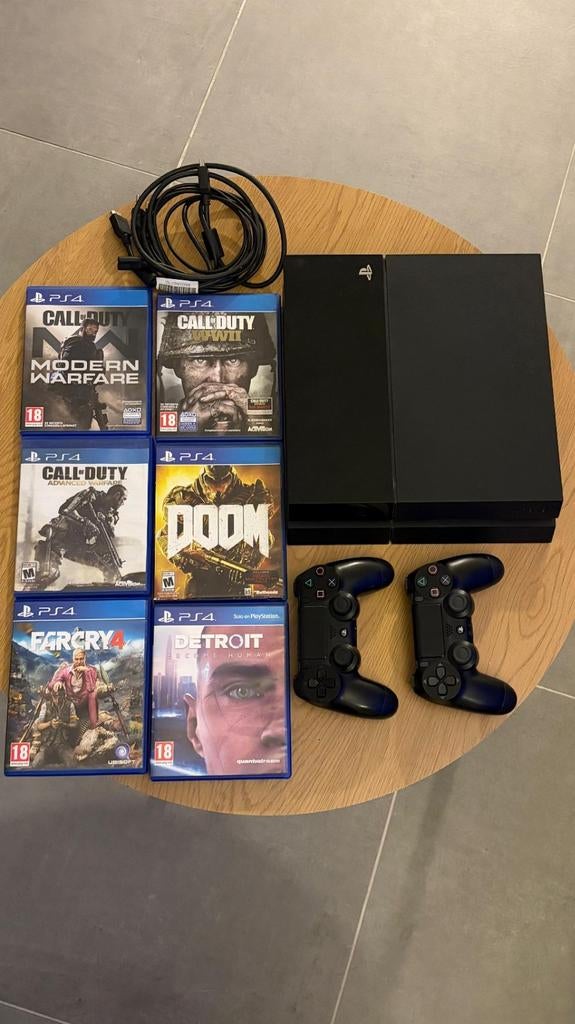 PS4 500GB + 2 Controllers + 6 Games | In perfecte staat |, Ophalen, 500 GB, Met 2 controllers, Zo goed als nieuw