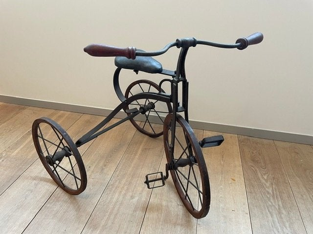 antiek kinderfietsje driewieler, Ophalen