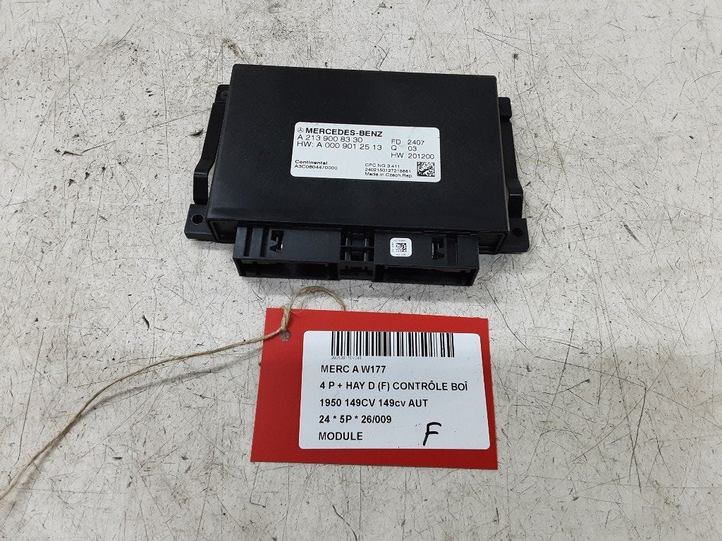 UNITE ELECTRONIQUE Mercedes-Benz A (177.0) (A2139008330), Mercedes-Benz, Mevr. I. Hauben, Utilisé, Rue de l'Espoir 34 34
4030  GRIVEGNÉE, BE