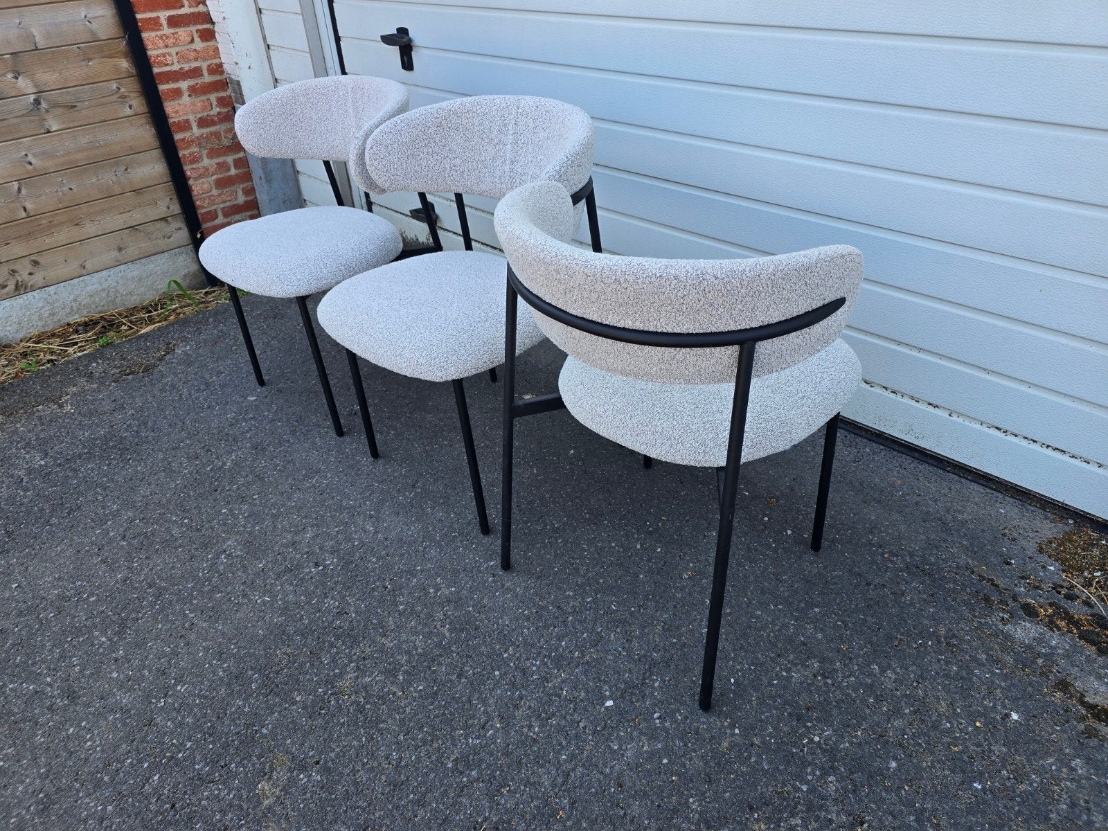 3 stoelen in bouclé, metalen frame. 110euro voor de 3, Enlèvement
