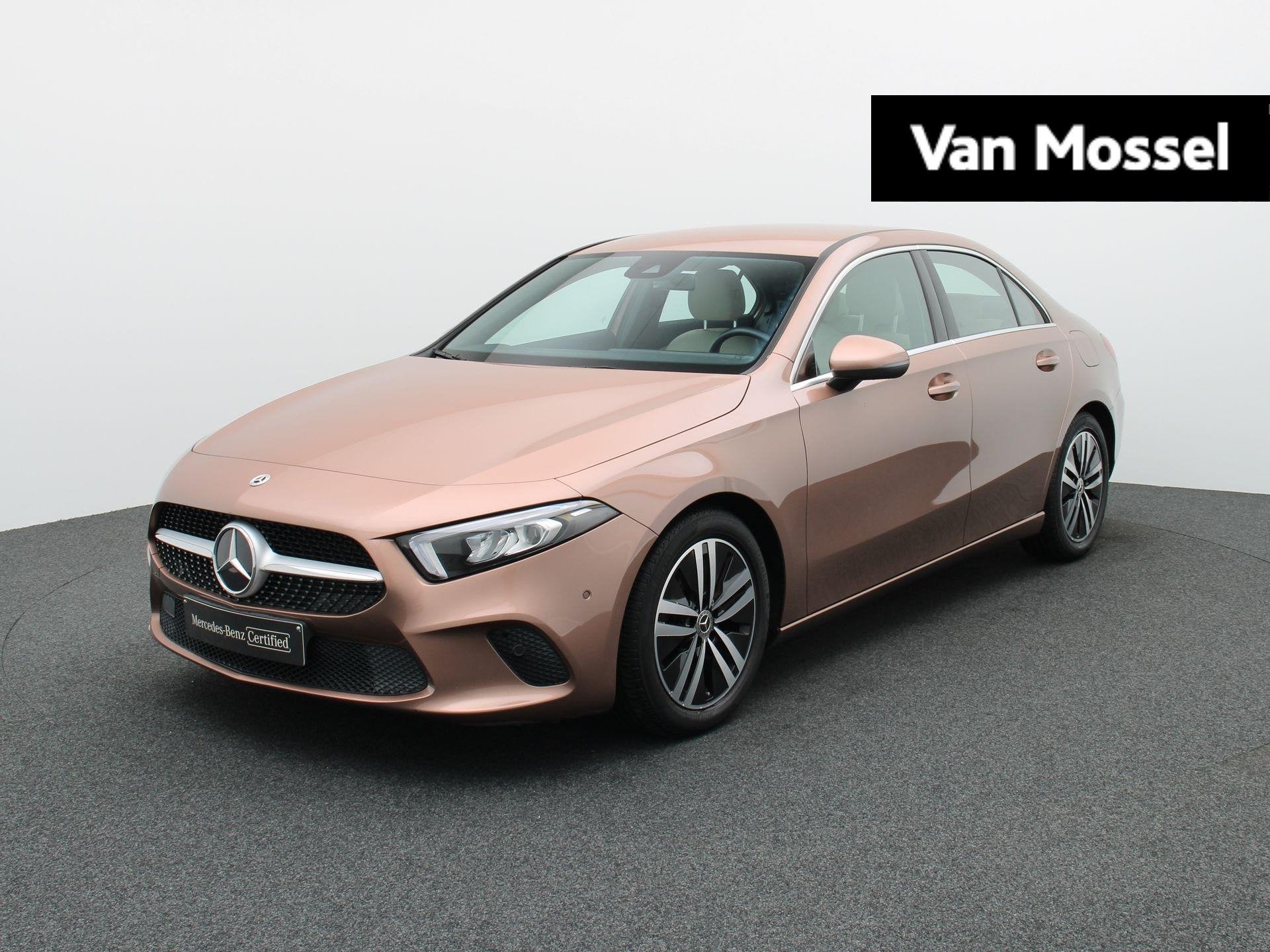 Mercedes-Benz A 180 Business Line + LEDER + SENSOREN + CAMER, Gebruikt, 136 pk, https://public.car-pass.be/vhr/ec9f58ef-848d-4507-92d1-a8d206e3e385