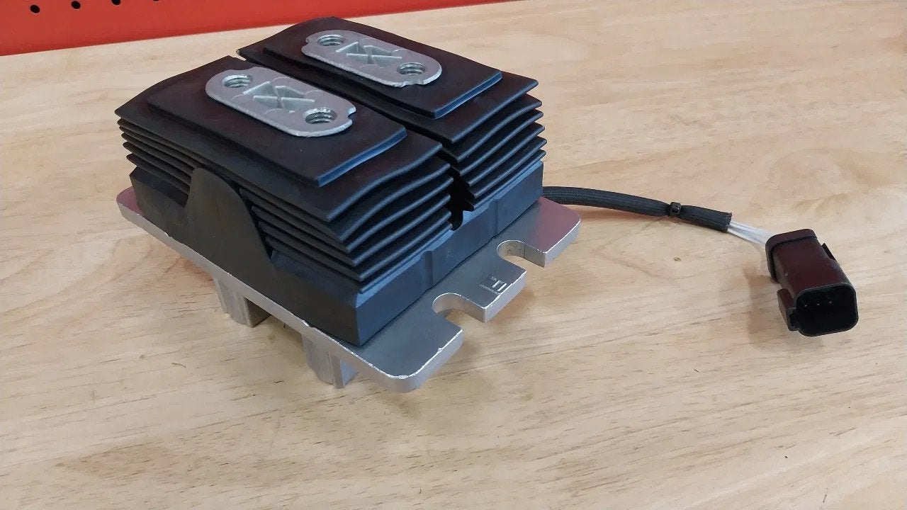 Caterpillar 561-7001 Control group-pedal for cat excavators