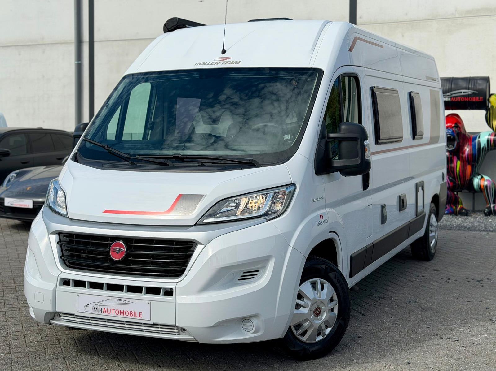 Fourgon aménagé Roller Team Livingstone 5 2.3 D, Caravanes & Camping, 6 à 7 mètres, Fiat, Boîte manuelle, Marchepied électrique