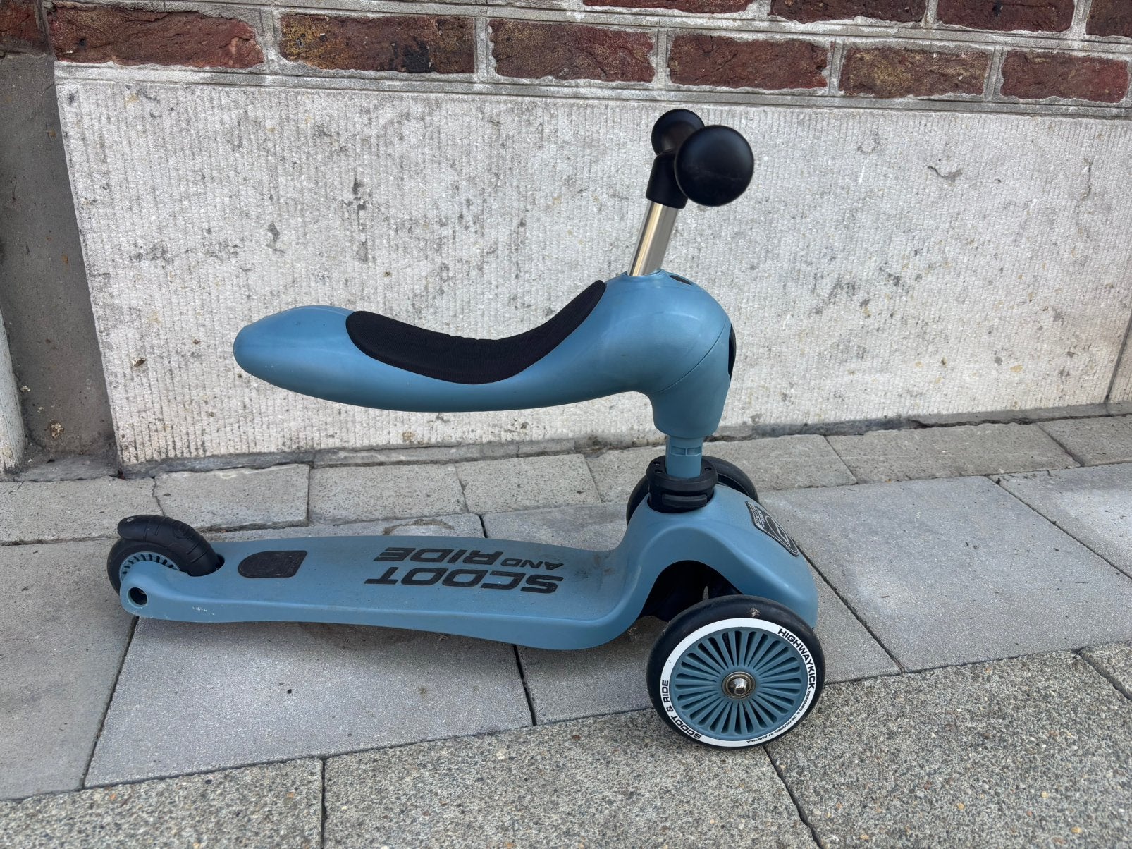 Loop en step fiets in 1 zeer handig, Ophalen, Zo goed als nieuw, Loopfiets