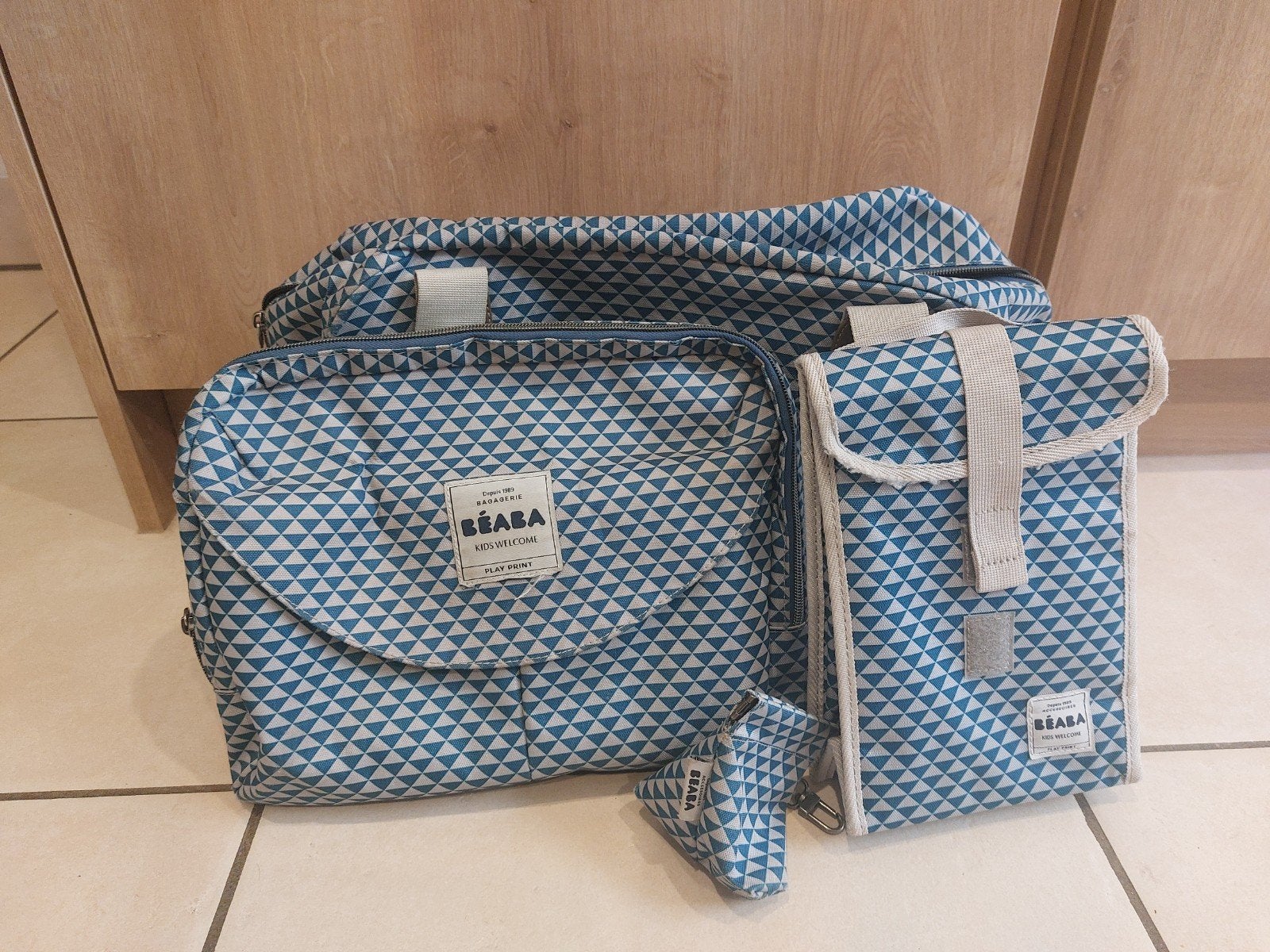 Béaba luiertas met toebehoren, Enfants & Bébés, Enlèvement