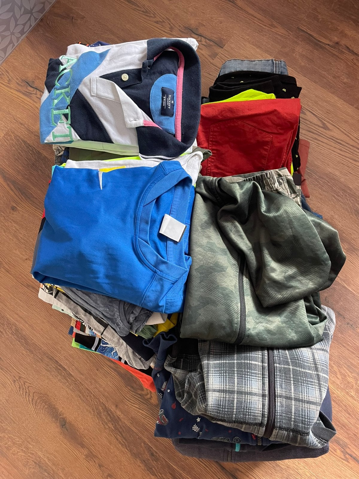 Très grand emballage vêtements garçons,y compris les marques, Enfants & Bébés, Vêtements enfant | Taille 134, Enlèvement ou Envoi