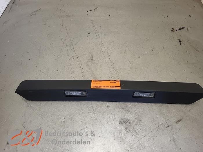 Eclairage immatriculation d'un Volkswagen Crafter, Autos : Pièces & Accessoires, Éclairage, Volkswagen, -, 3 mois de garantie
