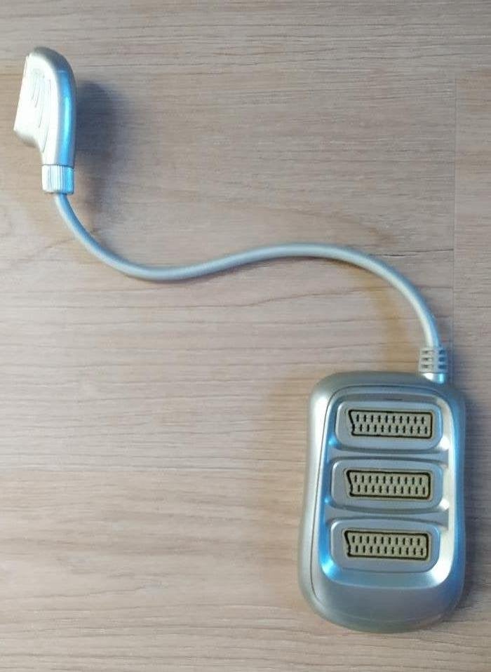 3-poorts SCART schakelaar of splitter, Ophalen of Verzenden