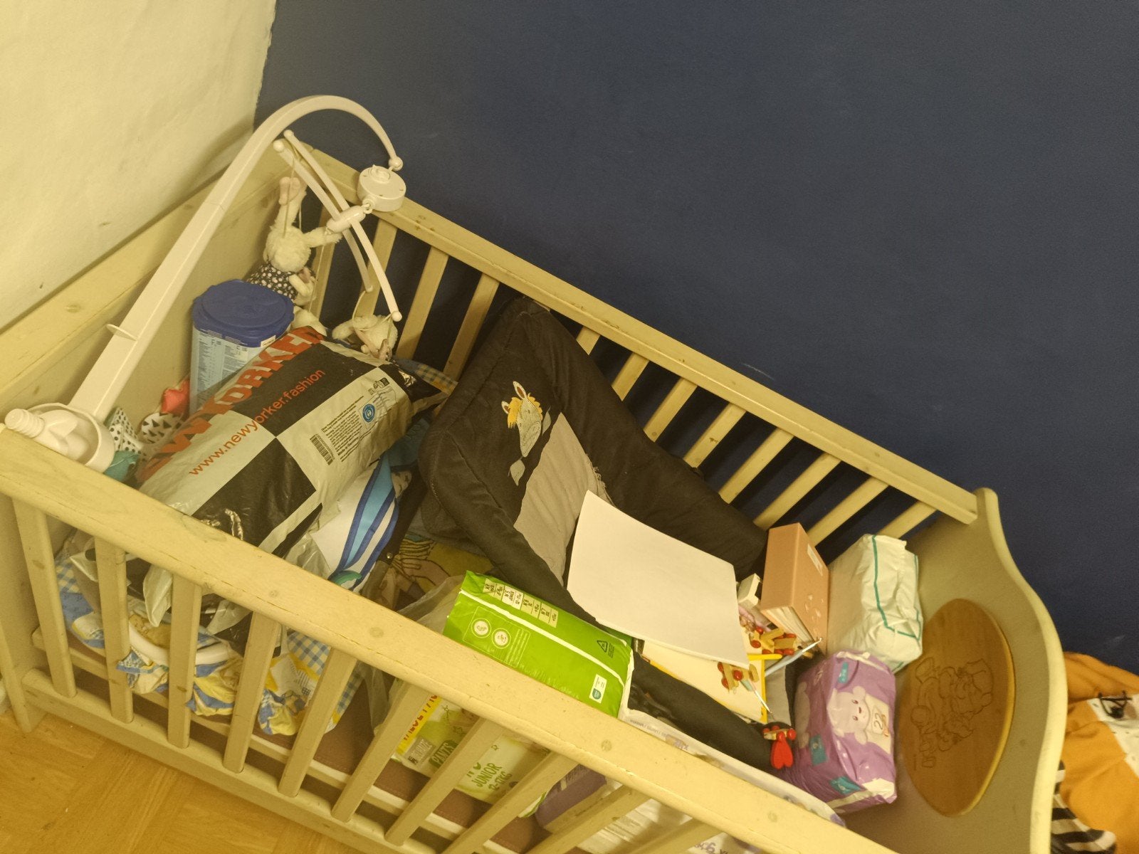 Lit bébé avec matelas