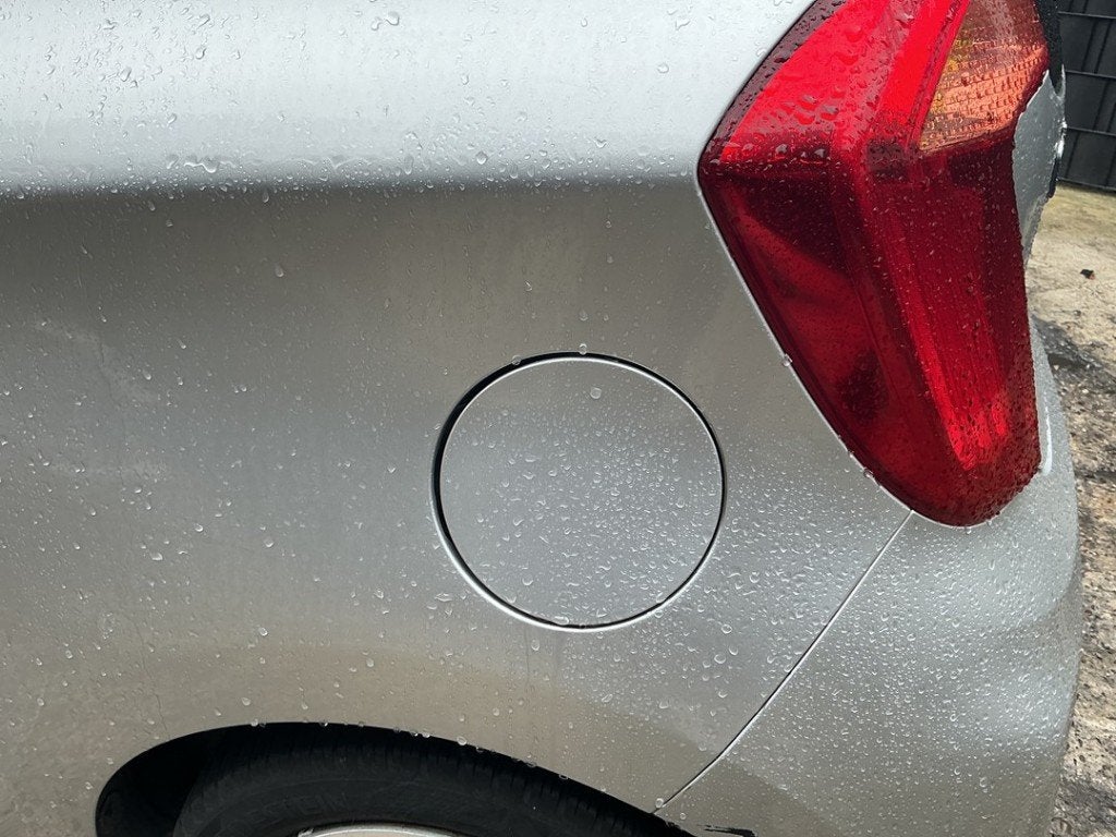 TRAPPE D'ESSENCE Kia Picanto (TA) (|695101Y000|), Autos : Pièces & Accessoires, Kia, Info@kia.de, Utilisé, Theodor-Heuss-Allee 11
60486  Frankfurt am Main, DE