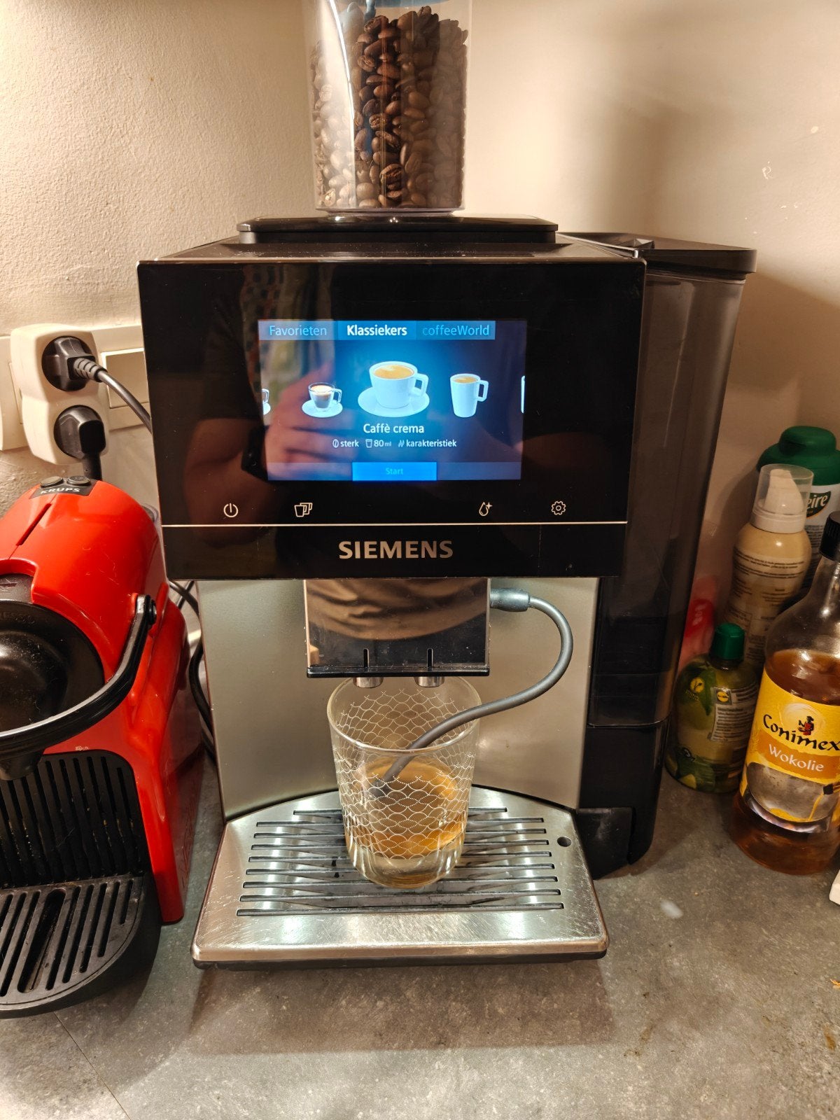 Siemens EQ700 Classic koffiezet, Electroménager, Cafetières, Machine à espresso, Réservoir d'eau amovible, Café en grains, Utilisé