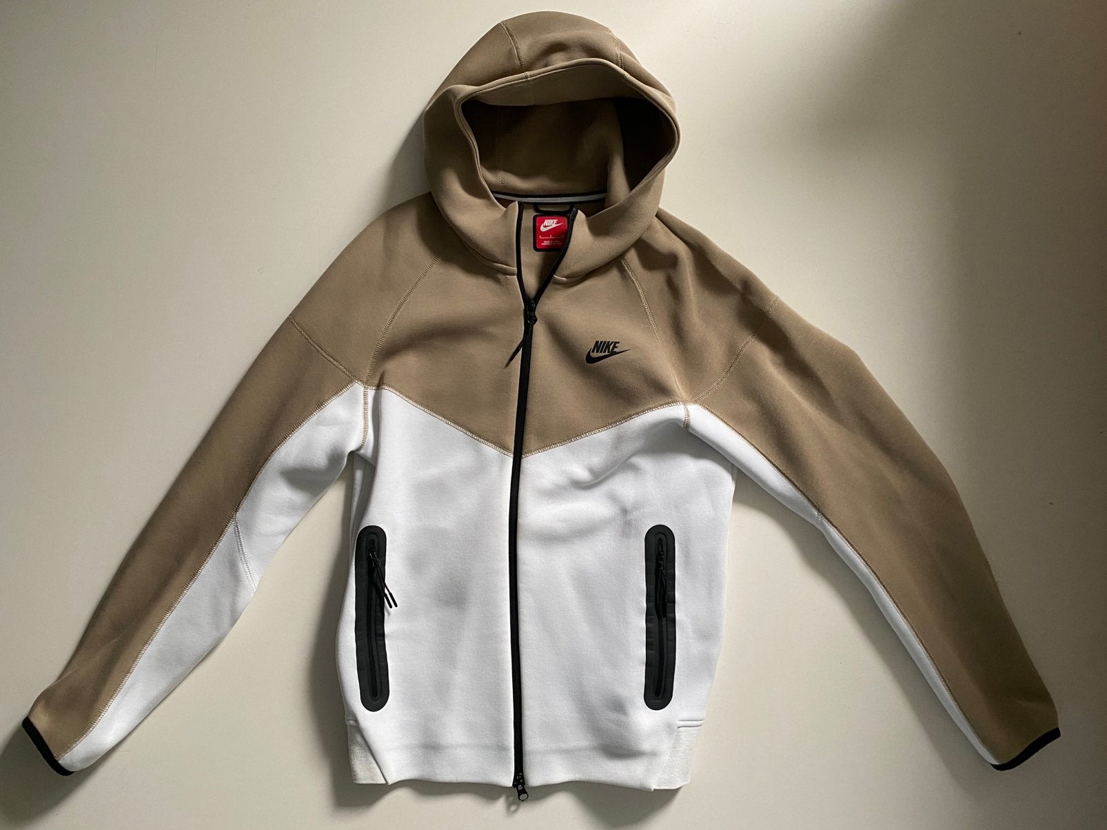 Nike Tech vest heren, Verzenden, Zo goed als nieuw, Maat 46 (S) of kleiner, Beige