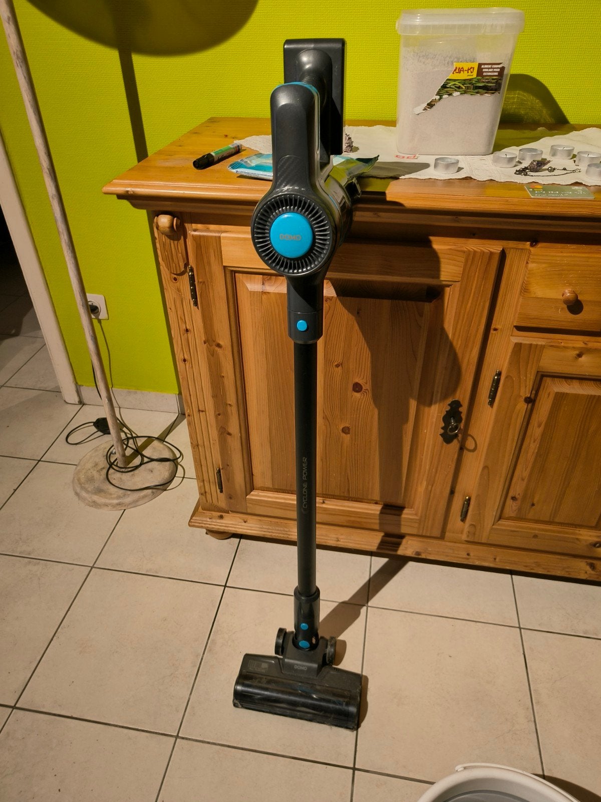steelstofzuiger, Elektronische apparatuur, Ophalen, Zo goed als nieuw, Steelstofzuiger