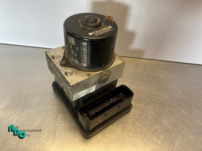 Pompe ABS d'un Seat Leon (Leon 05-), -, 3 mois de garantie, Utilisé, -