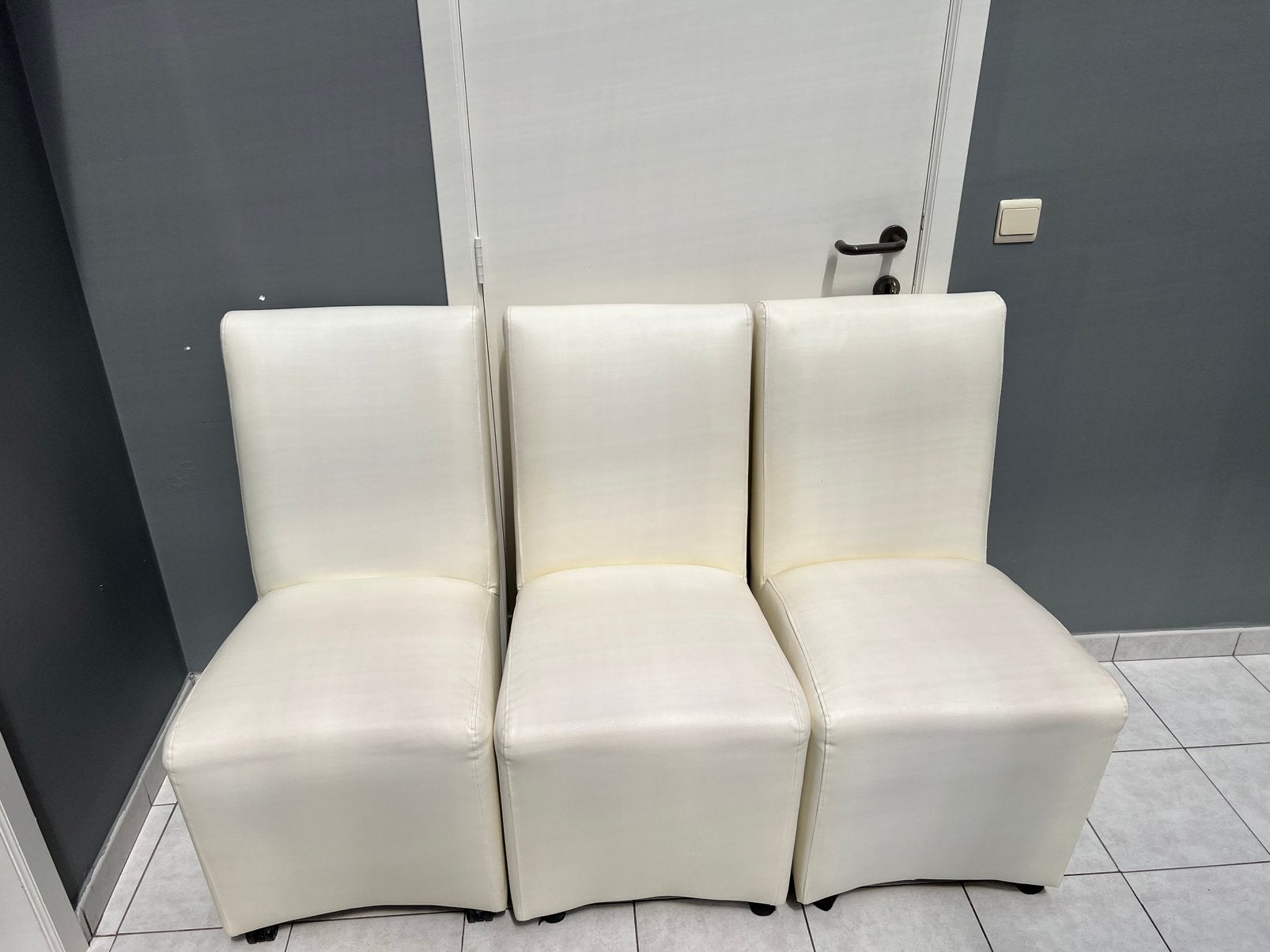 Chaises de salle à manger, Maison & Meubles, Chaises, Enlèvement, Blanc, Cuir, Cinq, Six Chaises ou plus