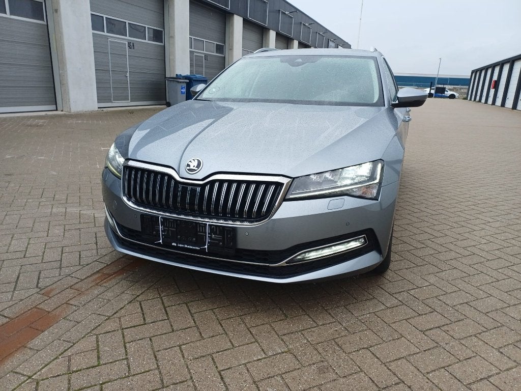 SKODA SUPERB 2,0 TDI AdBlue DSG7 150 Style.PRIJS+BTW, Auto's, Dealer onderhouden, Stof, 4 cilinders, 1968 cc