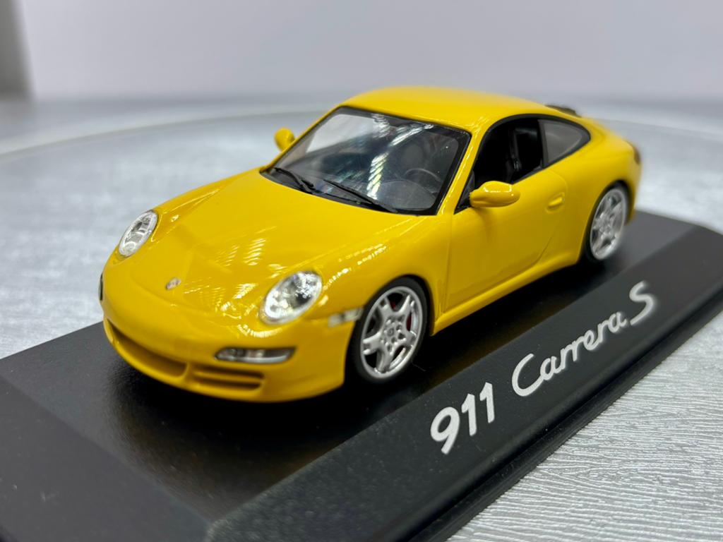 1:43 Porsche 911 carrera S, Enlèvement ou Envoi, Comme neuf, MiniChamps