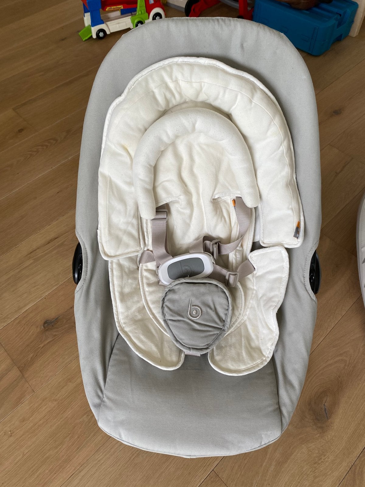 Bloom coco go wippertje, Kinderen en Baby's, Wipstoeltjes, Ophalen, Zo goed als nieuw