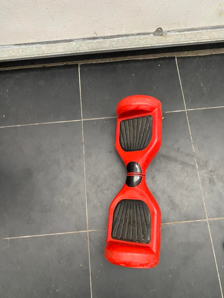 Hoverboard rouge - Fonctionne parfaitement + chargeur, Enlèvement, Utilisé
