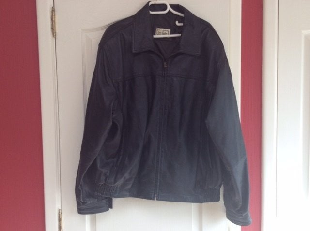 Te koop heren jas in imitatie leder maat  XXL, Kleding | Heren, Jassen | Winter, Andere, Zwart, Overige maten, Ophalen of Verzenden