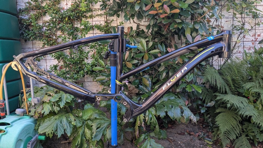 Flyer fiets frame T- Serie Zwart, Fietsen en Brommers, Ophalen