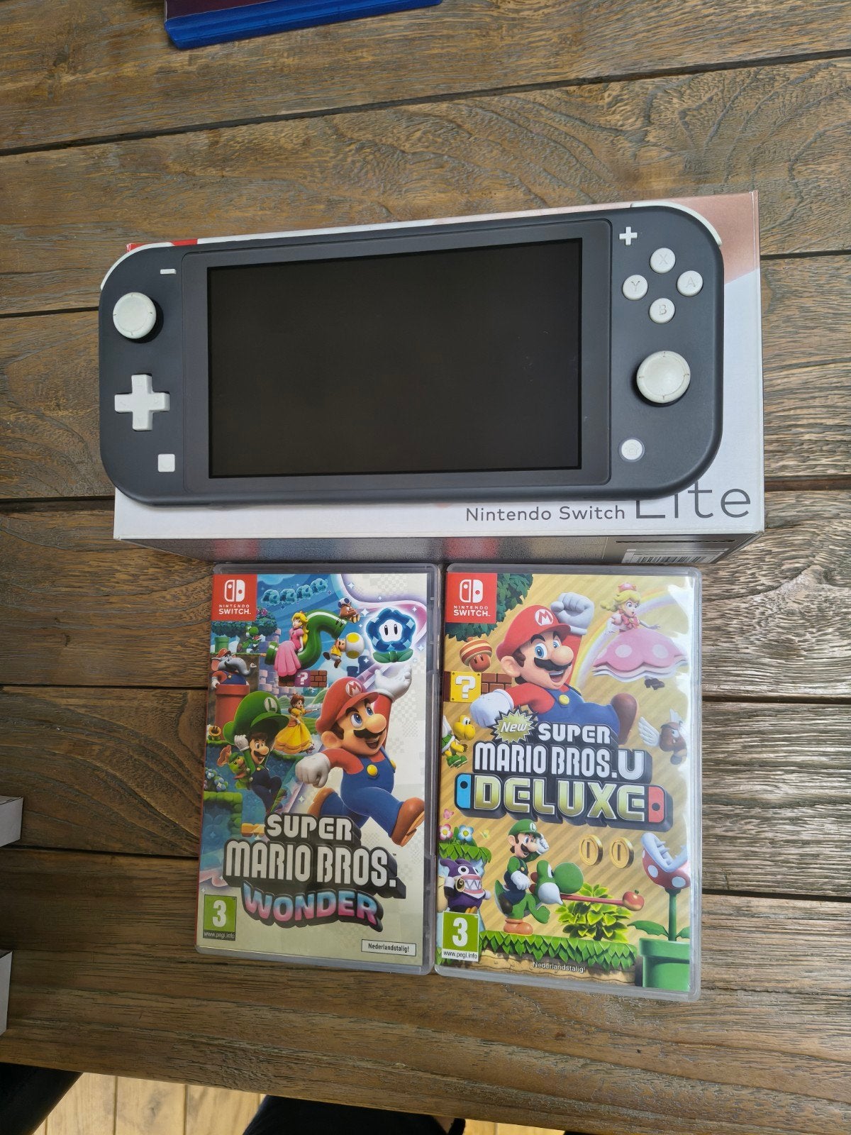 Switch Lite inclusief 2 spellen, Enlèvement ou Envoi