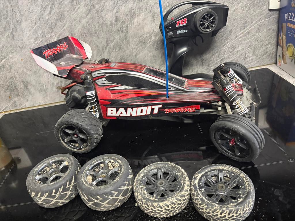 Traxxas bandit, Enlèvement, Utilisé