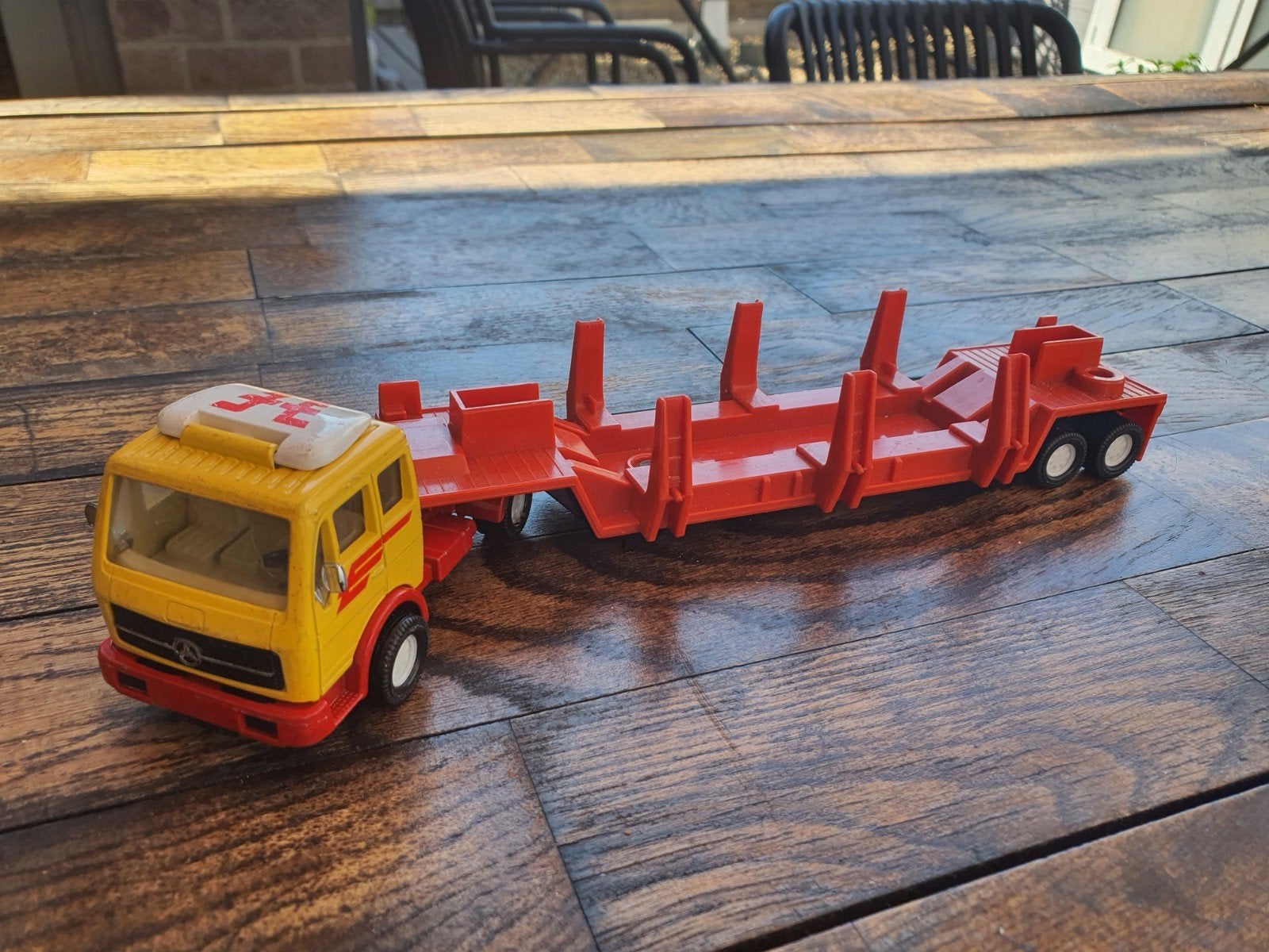 Matchbox mercedes truck superkings 1980, Hobby & Loisirs créatifs, Voitures miniatures | Échelles Autre, Enlèvement