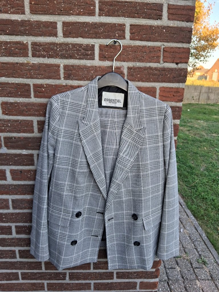 Dames kostuum/pak Essentiel Antwerp Mt38/40, Essentiel Antwerp, Ophalen of Verzenden, Zo goed als nieuw