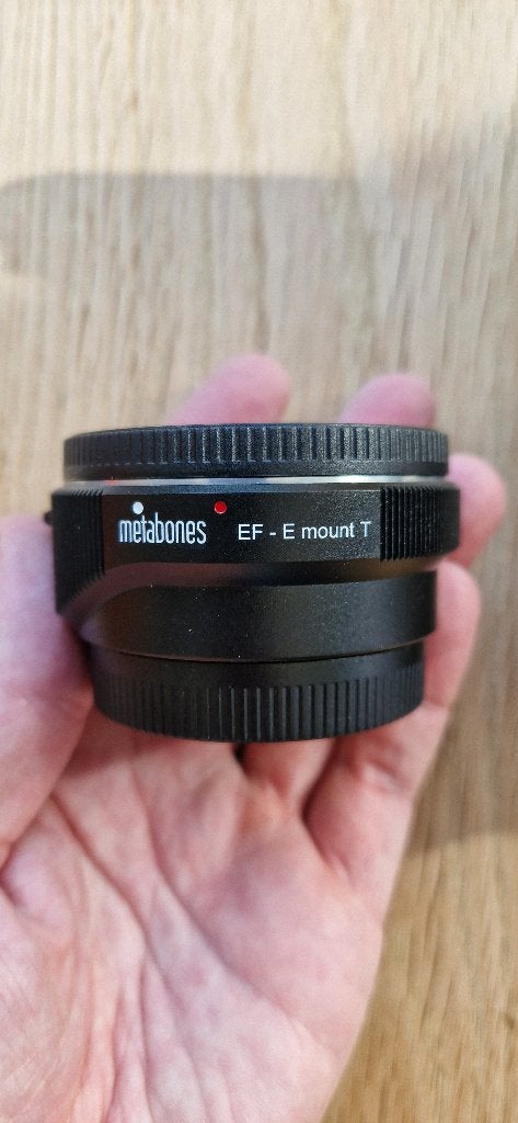 Adaptateur Metabones Canon EF vers Sony E mount IV, Enlèvement ou Envoi, Autofocus, Comme neuf, Lentille additionnelle/convertisseur