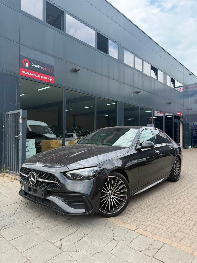 Mercedes C180, Autos, Cuir et Alcantara, Achat, Noir, Automatique
