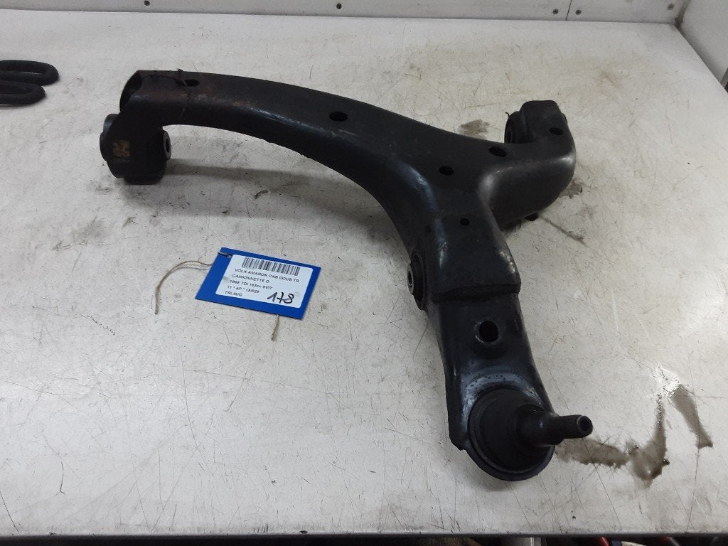 BRAS DE SUSPENSION AVANT GAUCHE (TRIANGLE) Amarok, Utilisé, Volkswagen