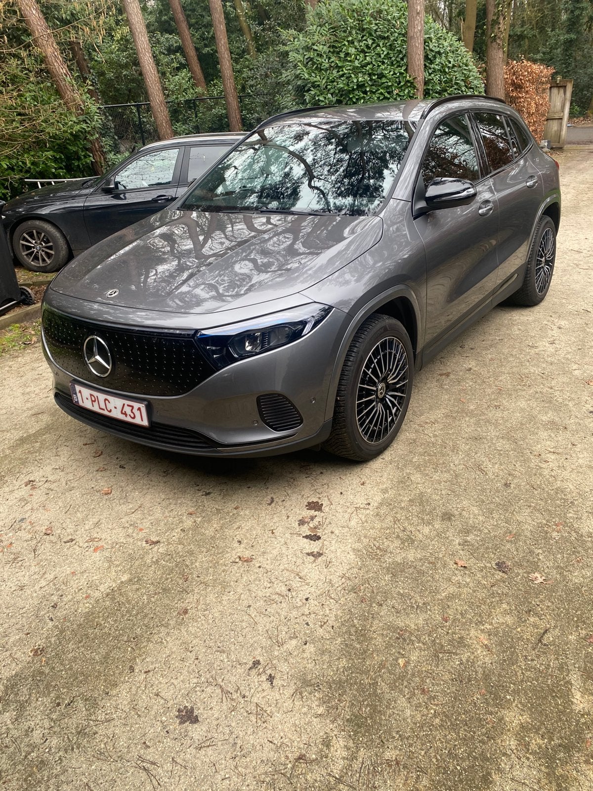 Mercedes EQA 250+Essential line LIMITED, Zwart, Lichtsensor, Leder, Elektrisch