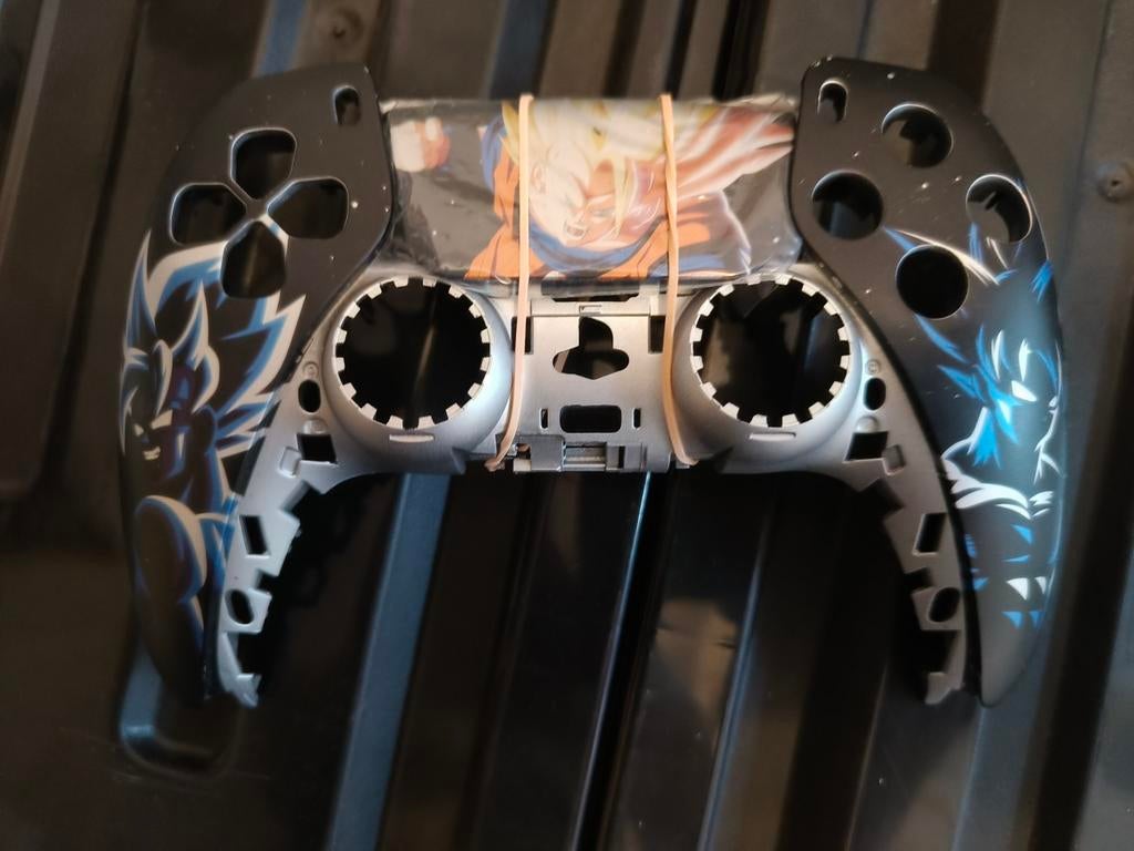 Ps5 controller cover Dragon Ball Z, Consoles de jeu & Jeux vidéo, Jeux | Sony PlayStation 5, Enlèvement