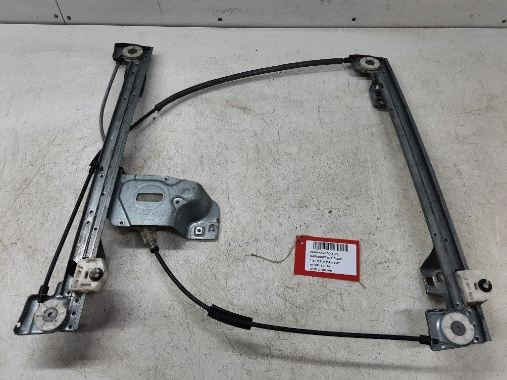 RAAMMECHANIEK RECHTS VOOR Kangoo / Grand Kangoo (KW), Gebruikt, Renault, Mevr. I. Hauben, Rue de l'Espoir 34 34
4030  GRIVEGNÉE, BE