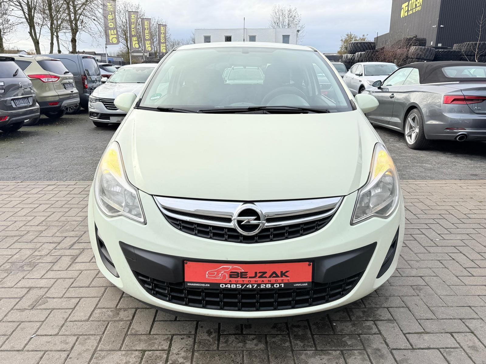 Opel Corsa 1.2i 2012 Blanko gekeurd voor verkoop, Autos, Euro 5, Achat, Entreprise, Boîte manuelle