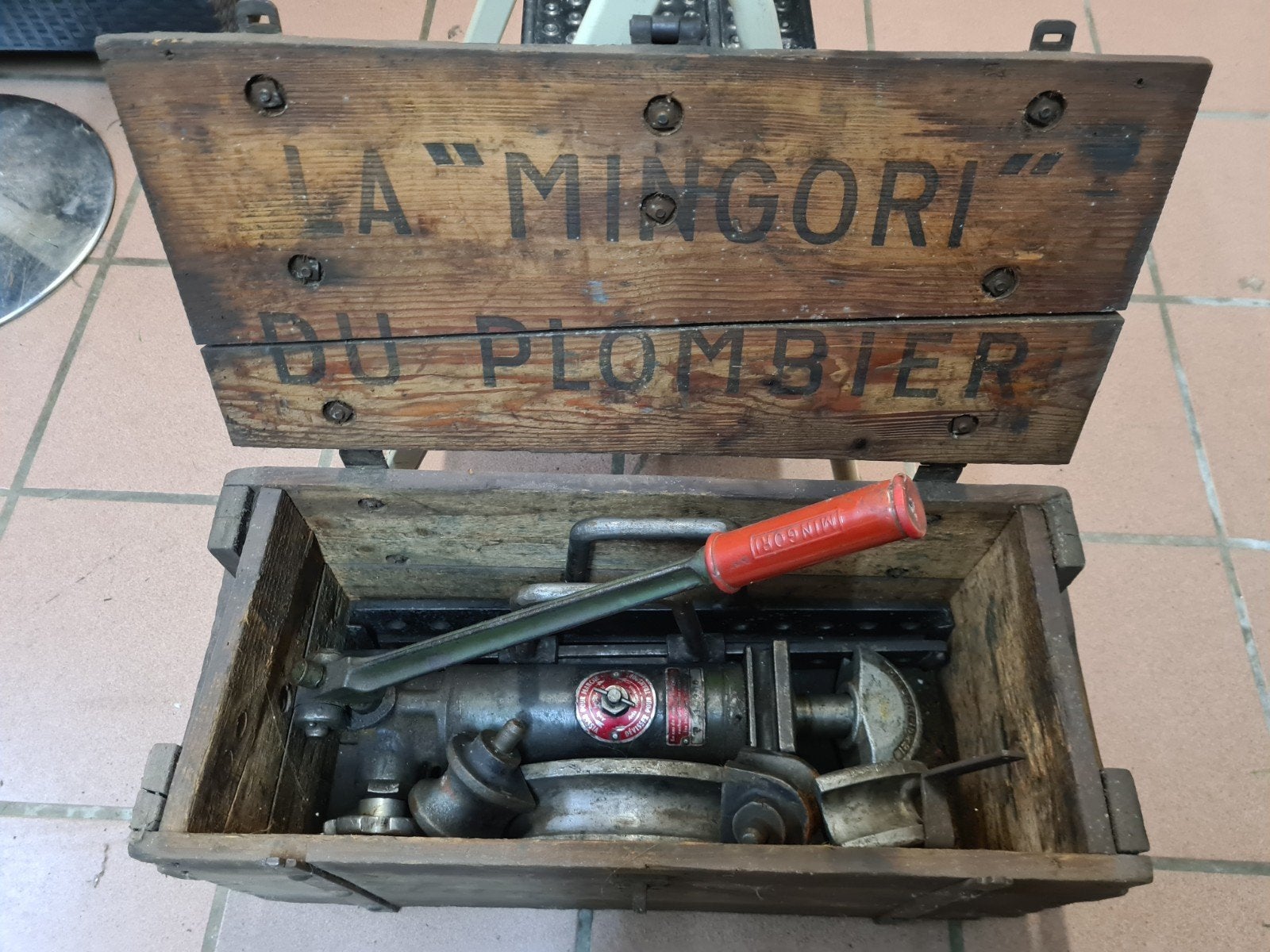 Cintreuse Mingori, Bricolage & Construction, Enlèvement