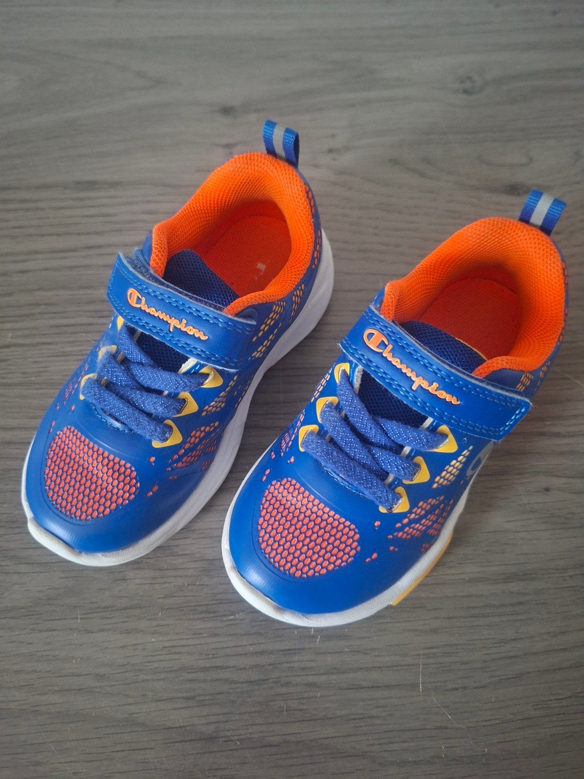 schoenen / sneakers Champion met licht maat 24, Kinderen en Baby's, Ophalen