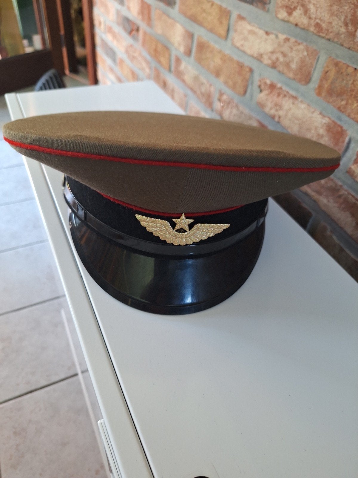 Casquette militaire russe, Vêtements | Hommes, Chapeaux & Casquettes, Enlèvement, Casquette