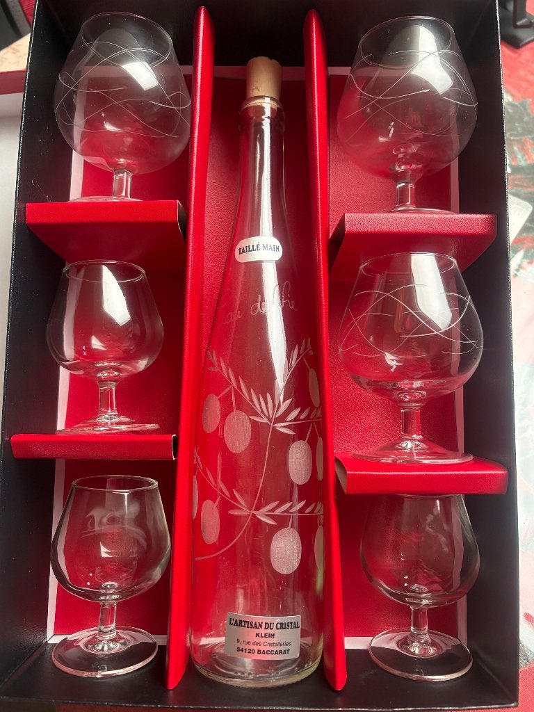 Coffret bouteille et verres, Enlèvement, Comme neuf, Autres types
