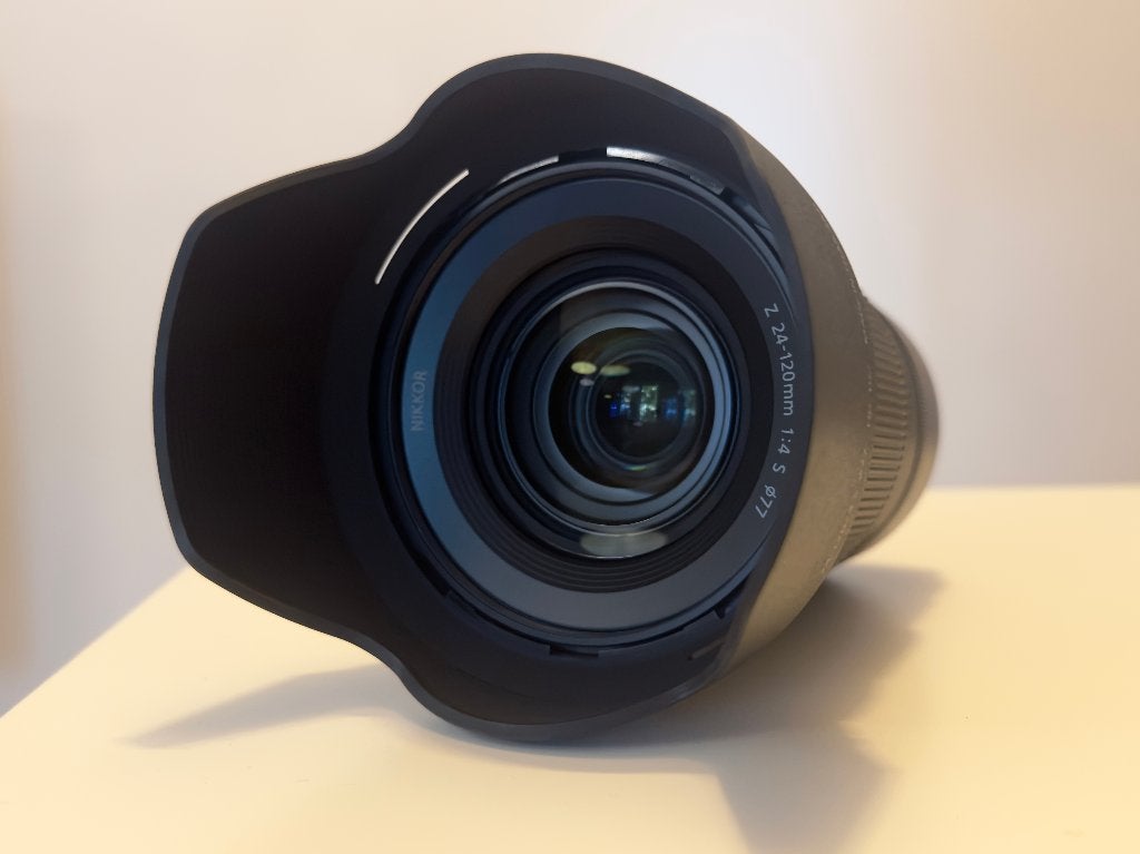 Nikon NIKKOR Z 24-120mm f/4 S + Hoya uv filter, Audio, Tv en Foto, Foto | Lenzen en Objectieven, Ophalen, Nikon Z-mount, Handmatige focus