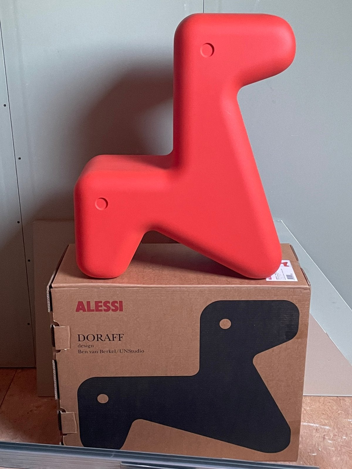 Kinderstoeltje Doraff van Alessi - rood - nieuwstaat, Enlèvement, Neuf, Chaise