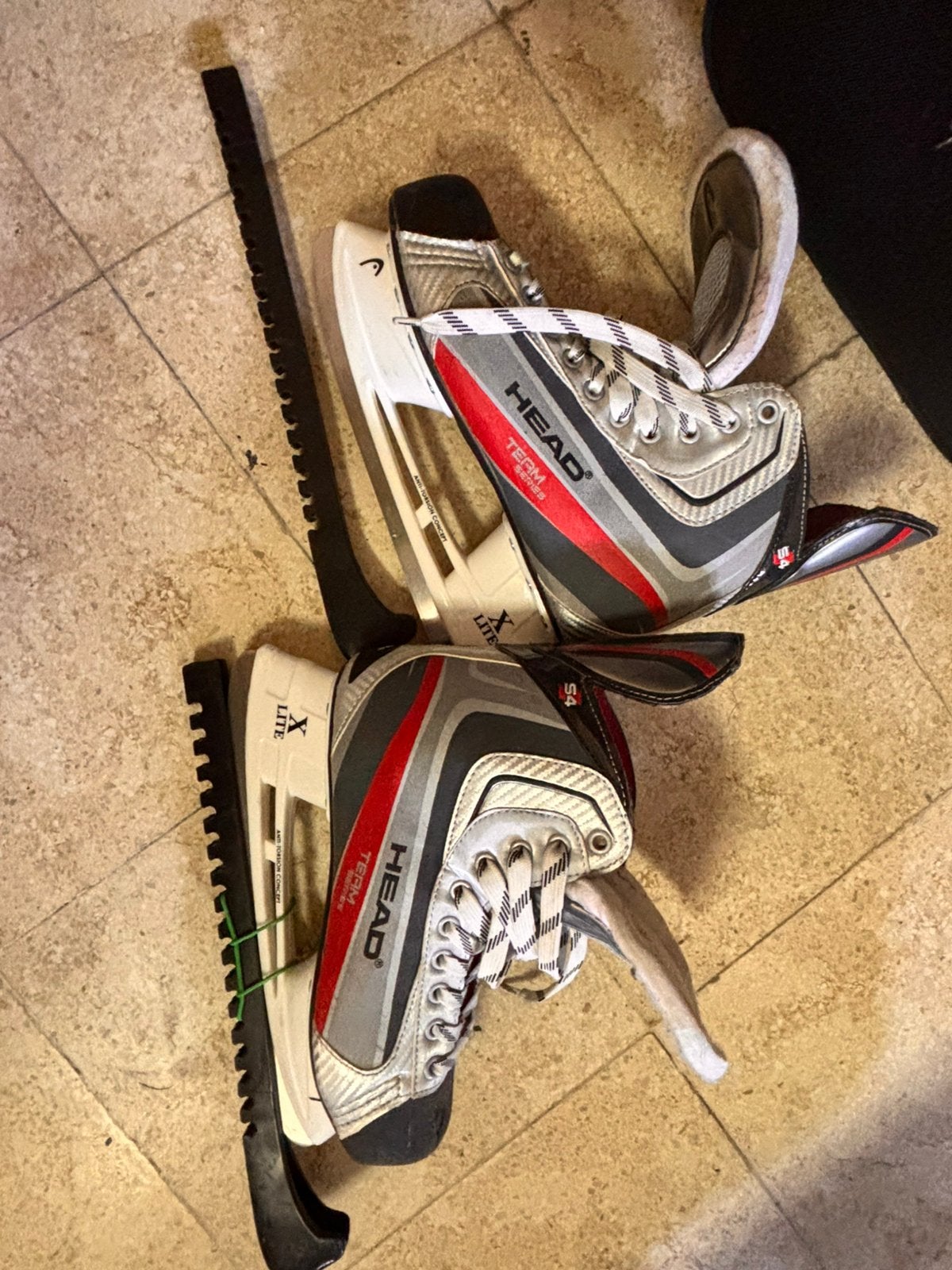 patins de hockey sur glace HEAD 43, Sports & Fitness, Enlèvement, Comme neuf, Patins de hockey sur glace