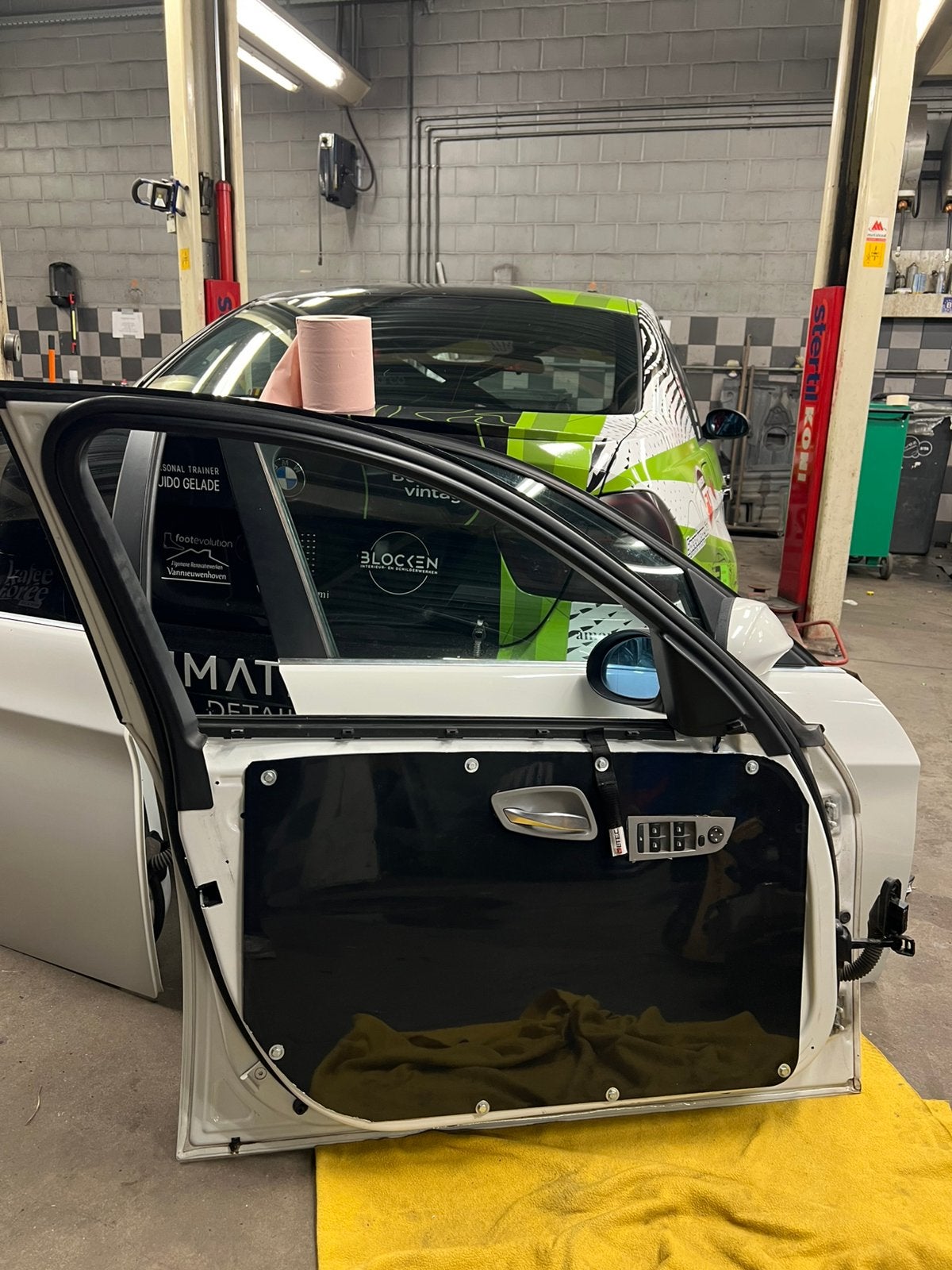 BMW E90 Sedan deuren, Ophalen, Links, BMW
