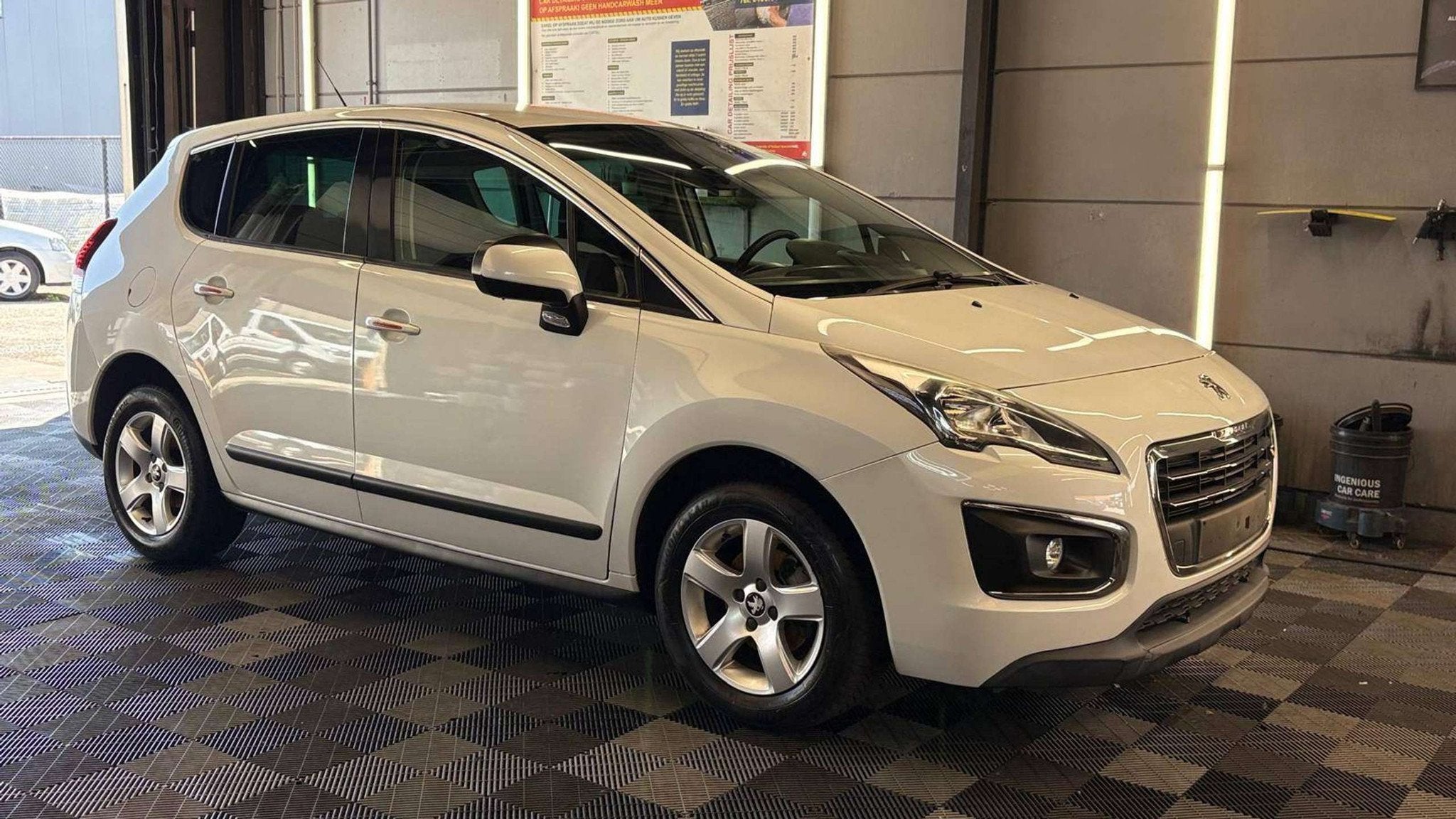 Peugeot 3008 1.6 diesel eur5 bj2015 185392km 5zit manueel, Autos, Euro 5, Achat, Entreprise, Autre carrosserie