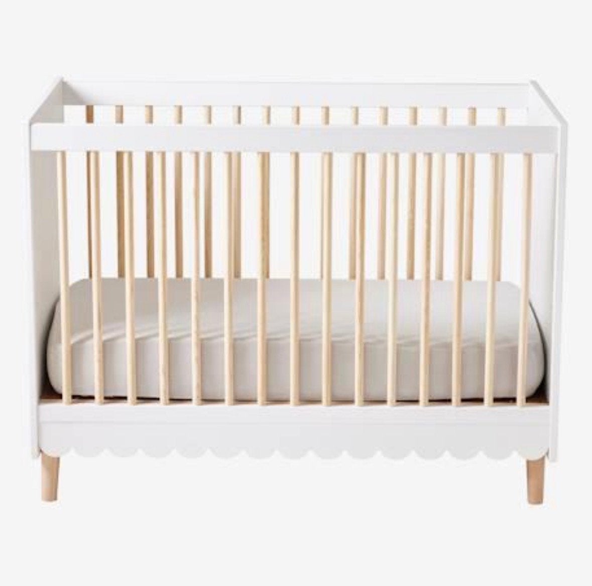 Lit bébé évolutif Vert Baudet - Feston Coloris blanc et bois, Enfants & Bébés, Chambre d'enfant | Lits, Enlèvement, Neuf, Matelas