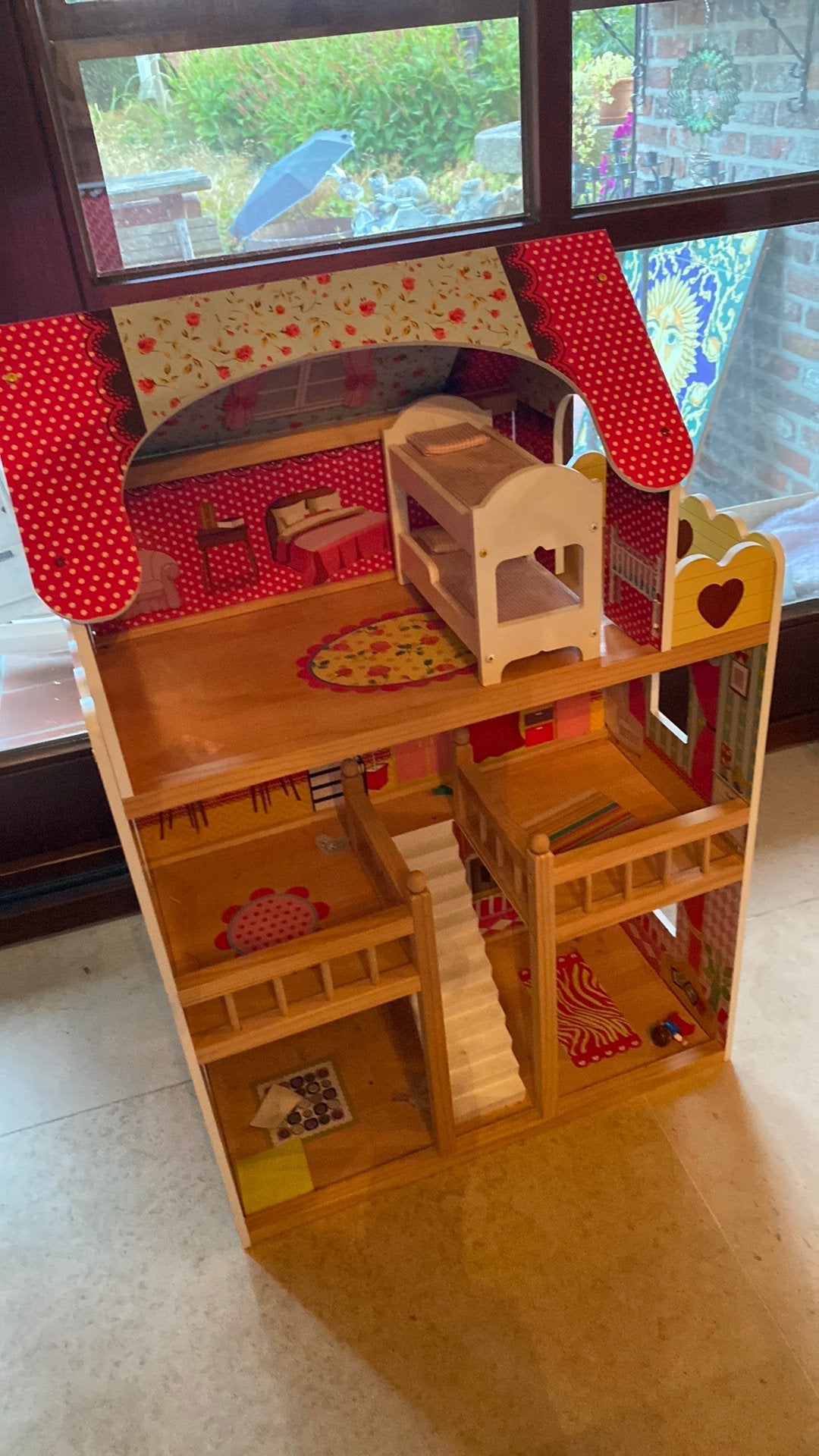 Mooi houten poppenhuis, Ophalen, Zo goed als nieuw, Poppenhuis