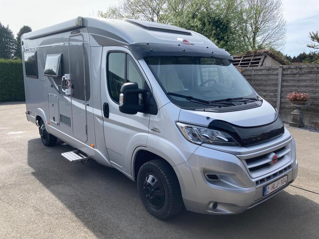 Burstner Brevio T645 in zeer mooie en goede staat van 2015, Caravans en Kamperen, Mobilhomes, Particulier, tot en met 4, Half-integraal