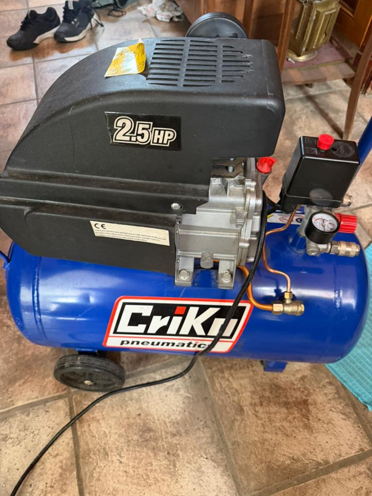 Criko-compressor, Doe-het-zelf en Bouw, Compressors, Ophalen, Zo goed als nieuw