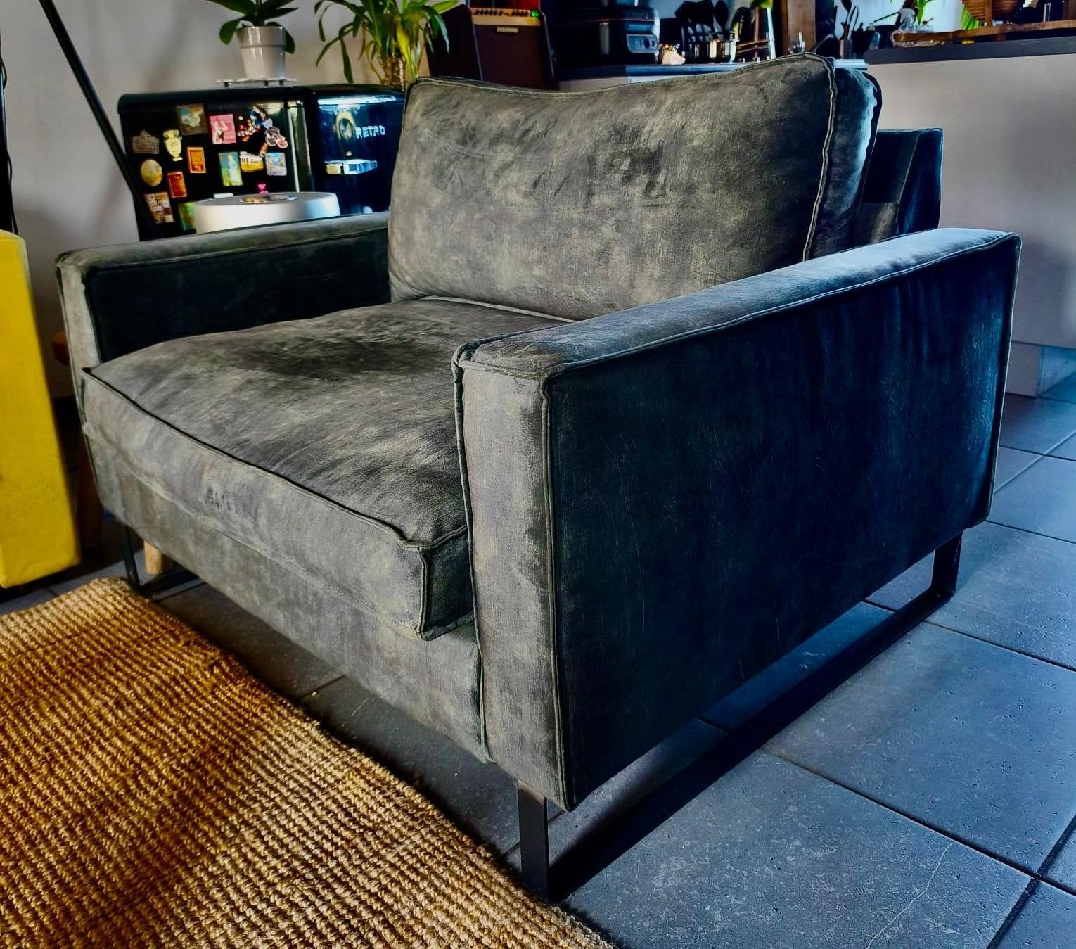 Grand fauteuil / Loveseat en velours vert, 75 à 100 cm, Comme neuf, Enlèvement, 100 à 125 cm